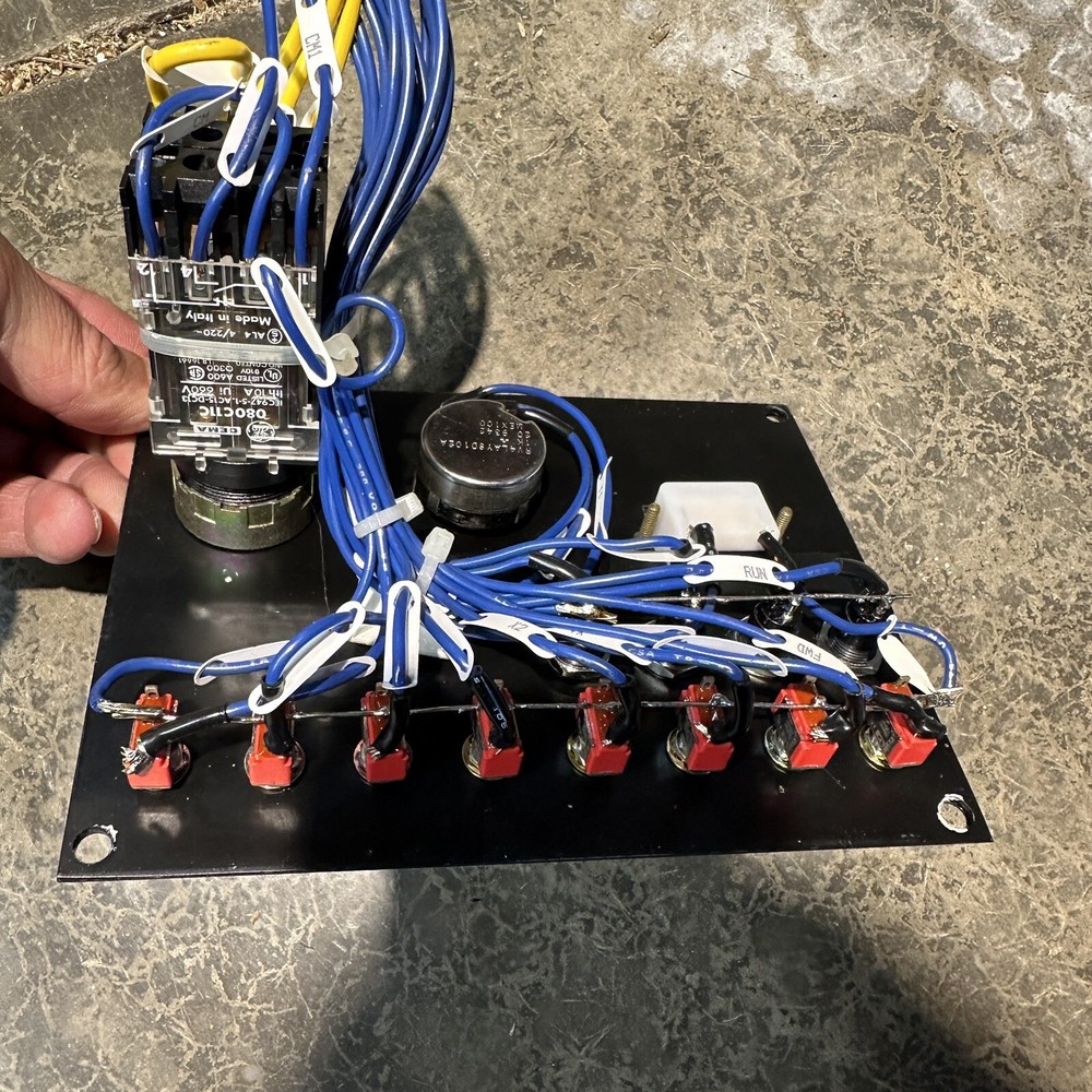 Frequency Adjust Drive Select Control Panel AF-300B Programmable Outputs
