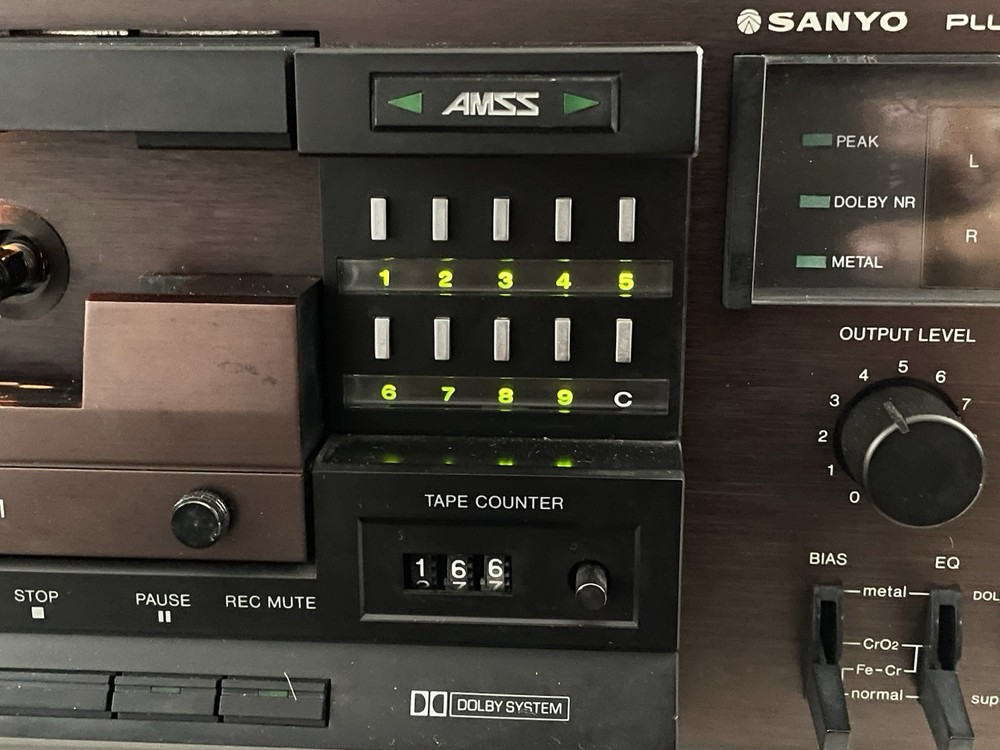 Sanyo Plus Series Stereo Cassette Deck Plus D64 Rack Mount (SERVICED)