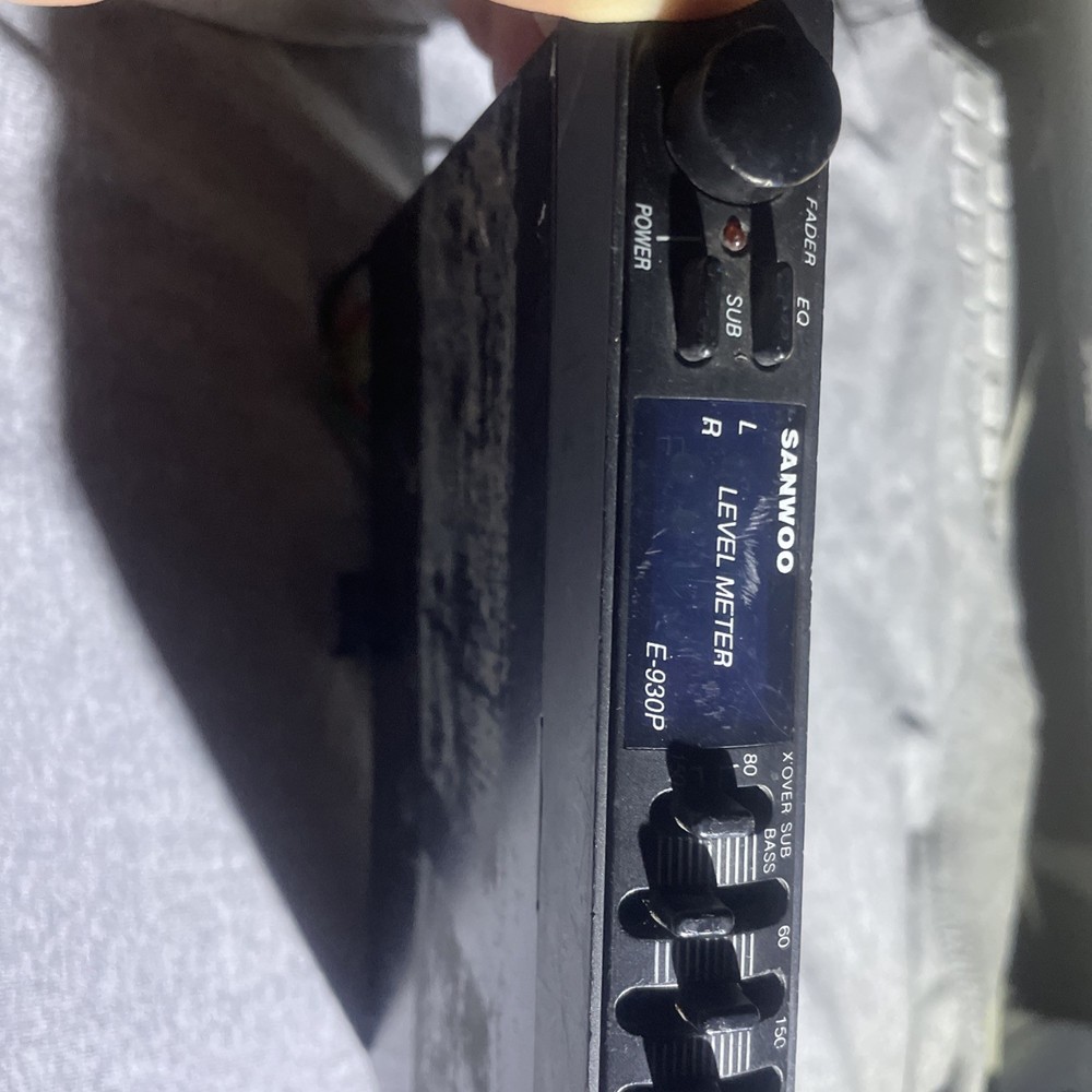 Sanwoo Level Meter Equalizer 9 Band Model E-930P