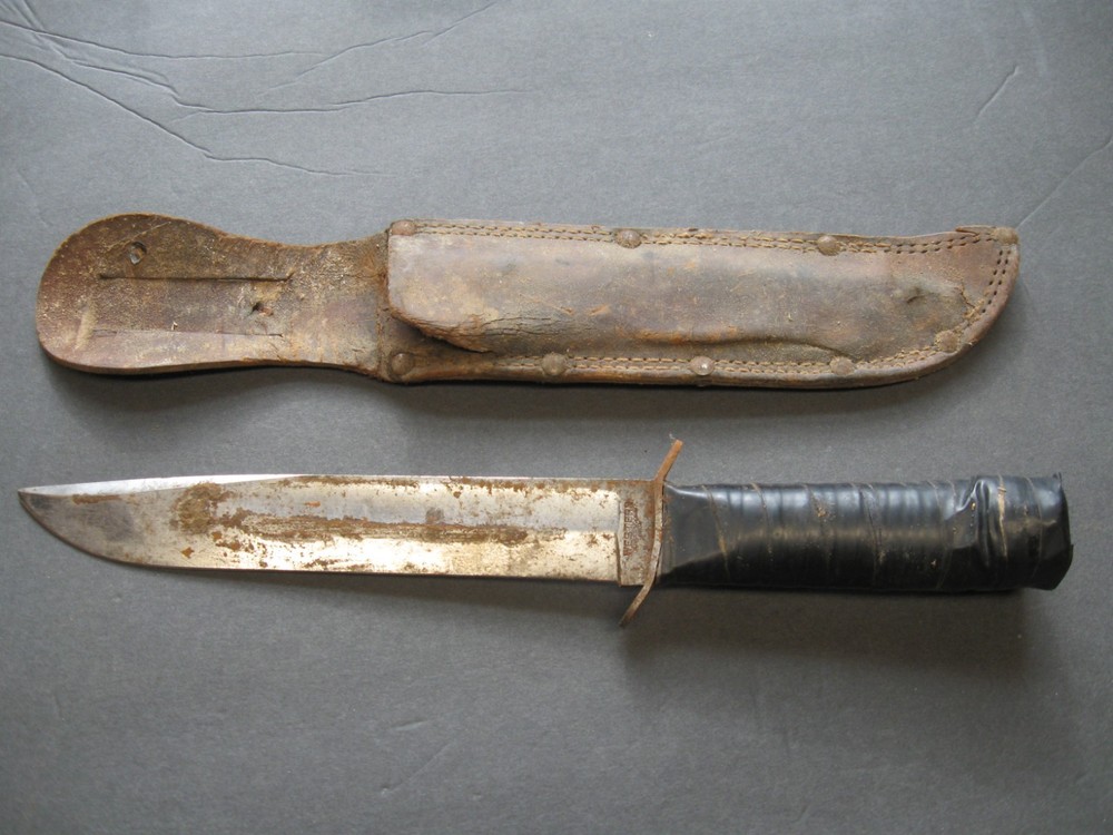Western WWII fighting knife