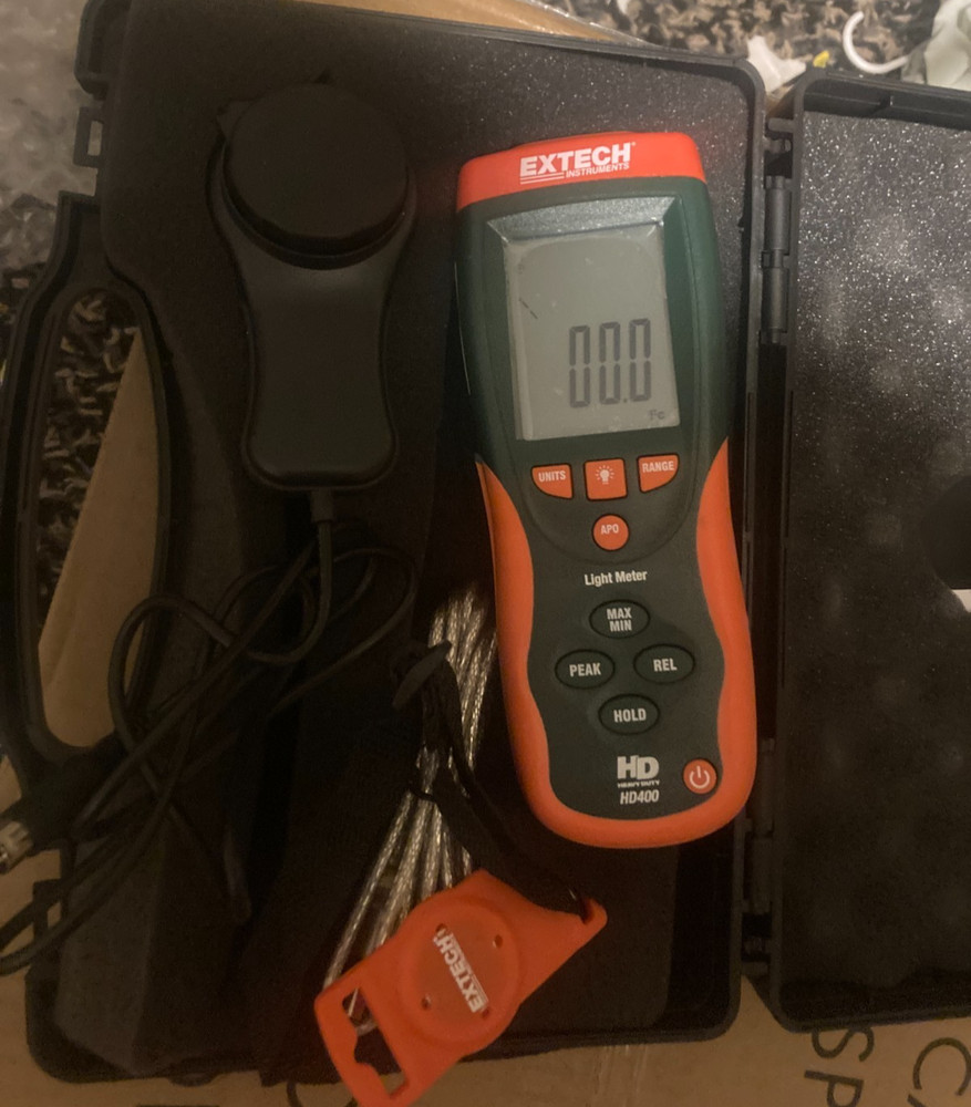 Extech HD400  Heavy Duty Light Meter with Accessories and case