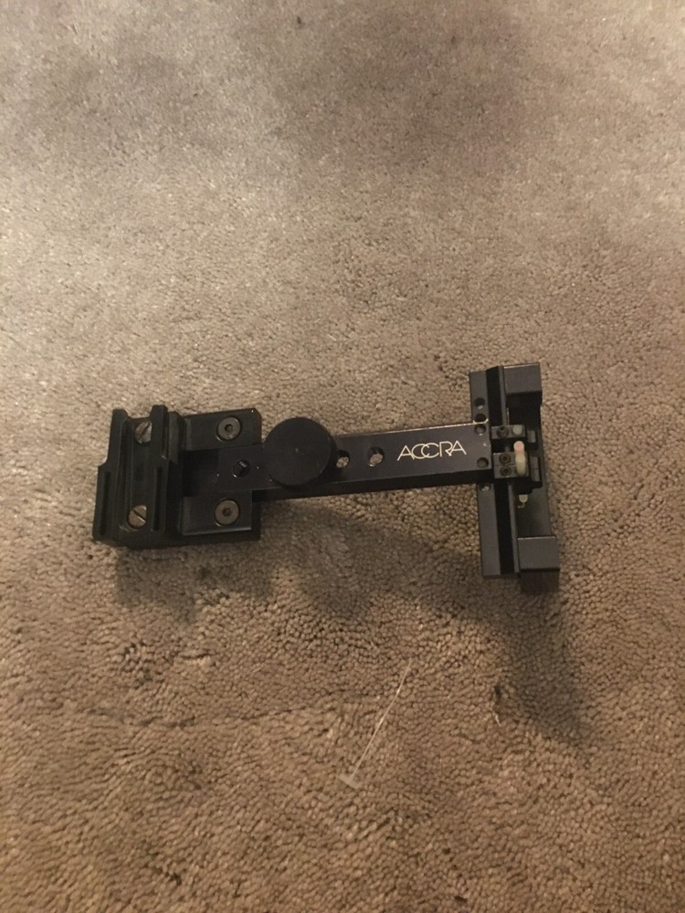 ACCRA right hand bow sight