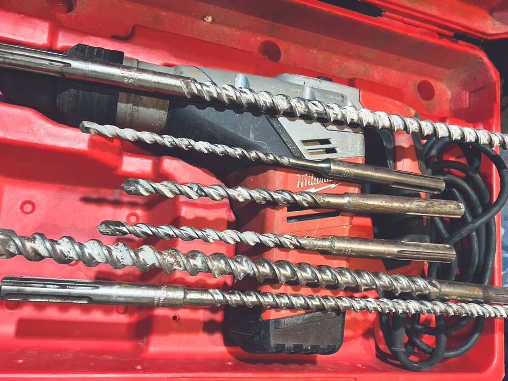 milwaukee rotary hammer drill With Case And Manual. Includes 6 Bits