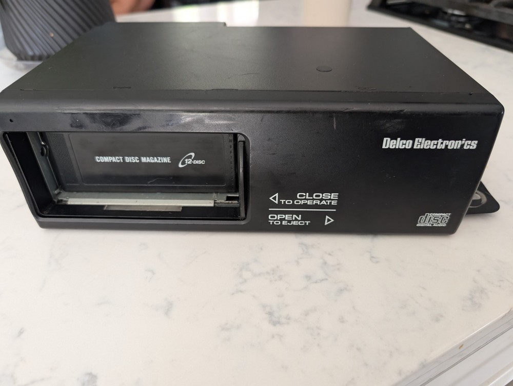 Delco 12 Disc CD Changer