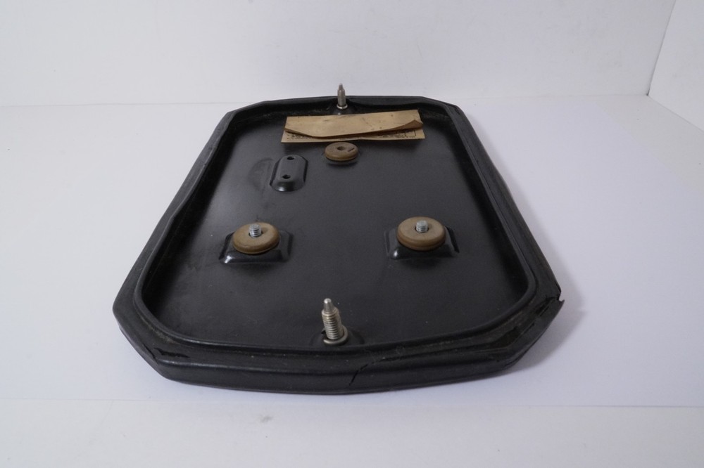 One Original AUTOMATIC ELECTRIC A/E 40 BASE PLATES & Mounting Screws & Good Cond