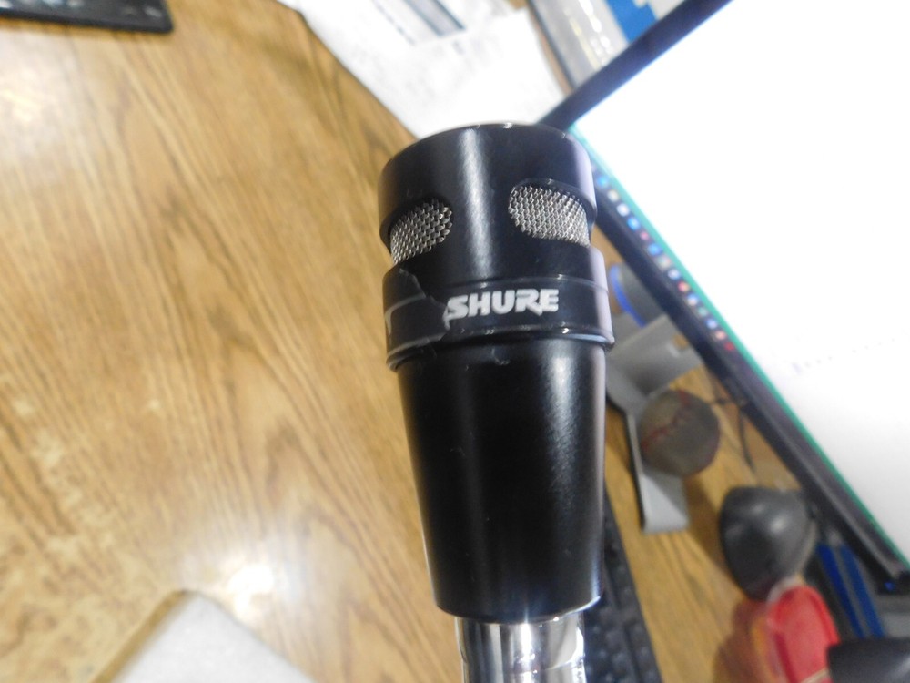 Shure Model: 503BG Close Talk Microphone. PS2 Connector
