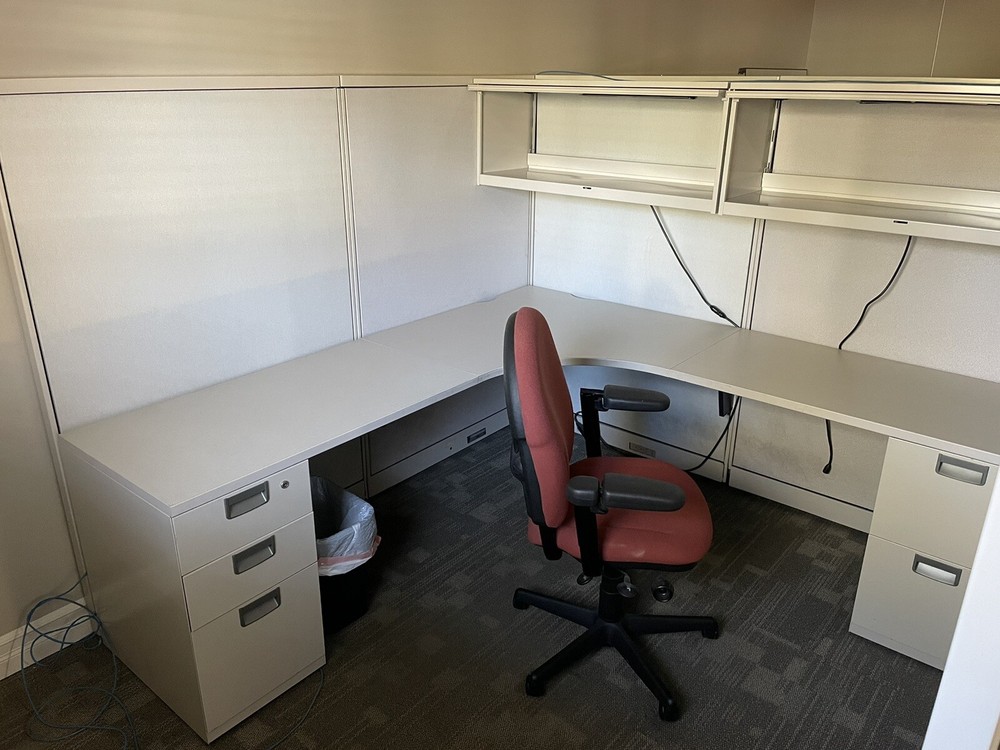 Steelcase Office Cubicle 7X7