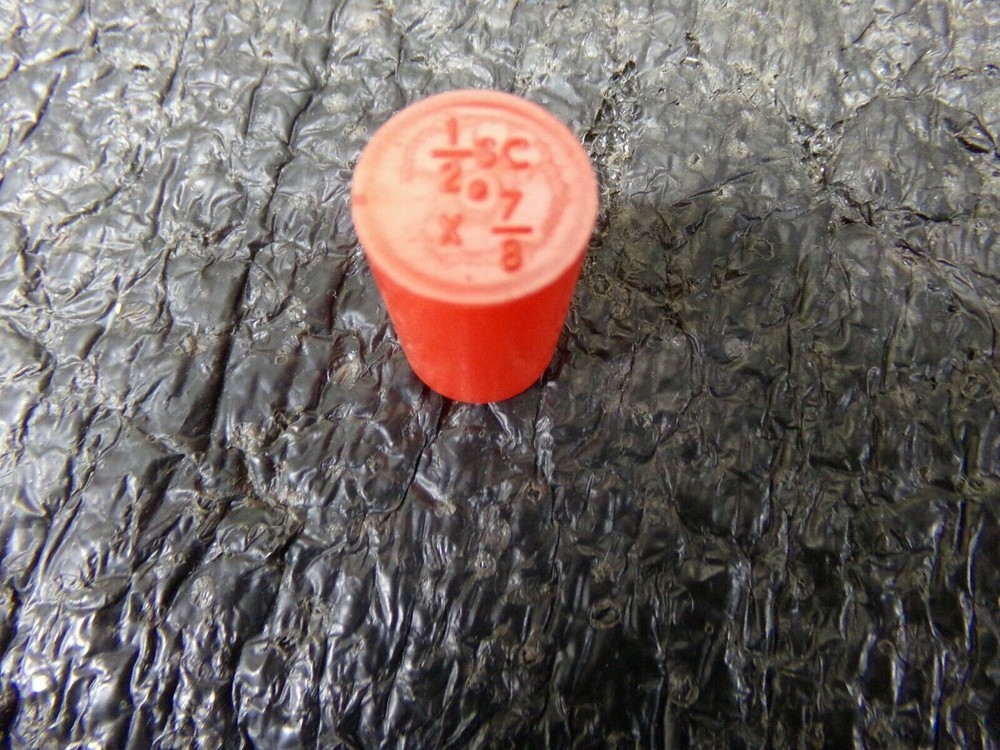 SC SERIES CAP PLUGS 5000 RED SC-1/2-14 (DC)