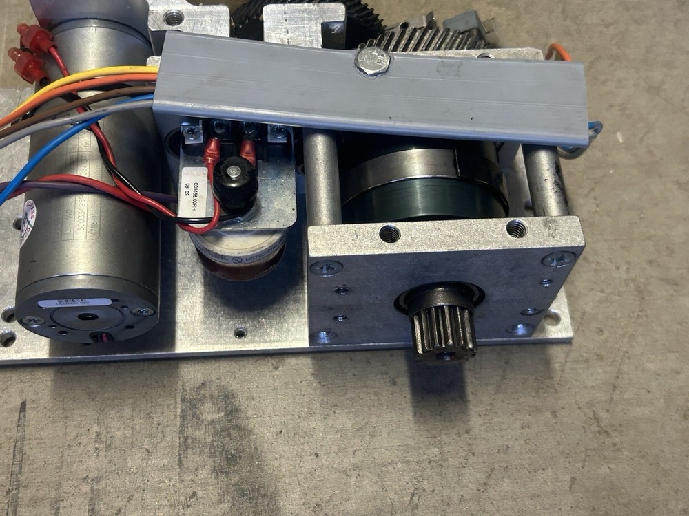 Horton 7100 Easy Access RH Operator 14 Tooth ( LH Available )