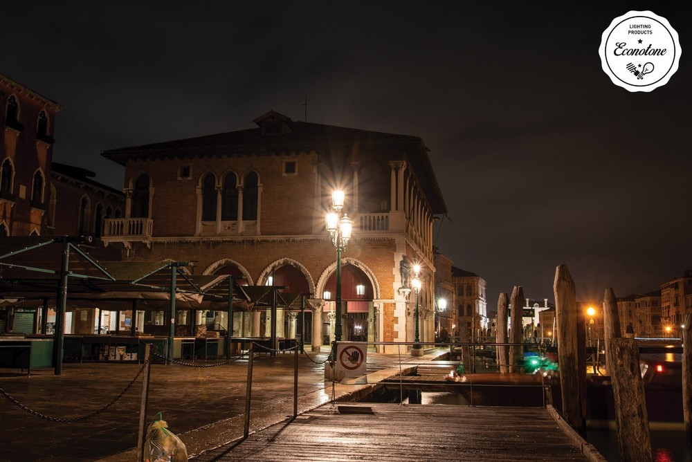 Satco LED HID Replacement 100-277 Volt Medium E26 Exclusionary Mogul Screw EX39