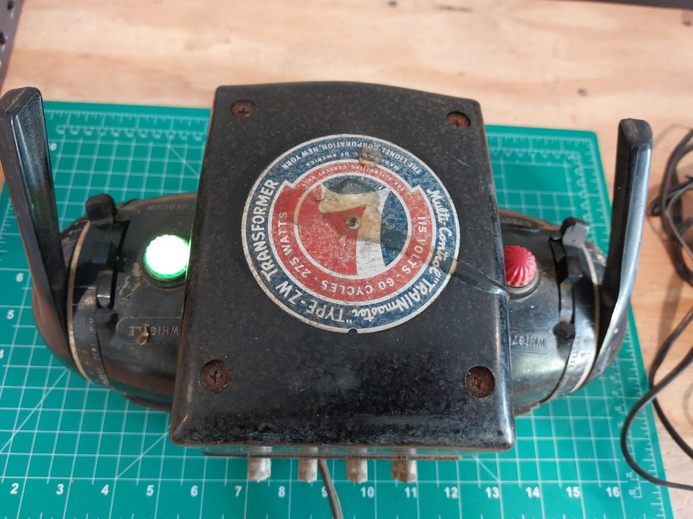 LIONEL MULTI CONTROL TRAINMASTER TYPE ZW TRANSFORMER - 115 V / 275 W - WHISTLE