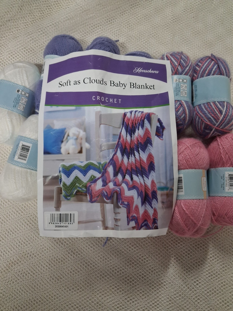 SOFT AS CLOUDS BABY BLANKET AFGHAN KIT