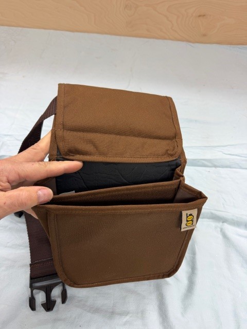 Bob-Allen Deluxe Divided Shell Pouch ( Lt Brown)