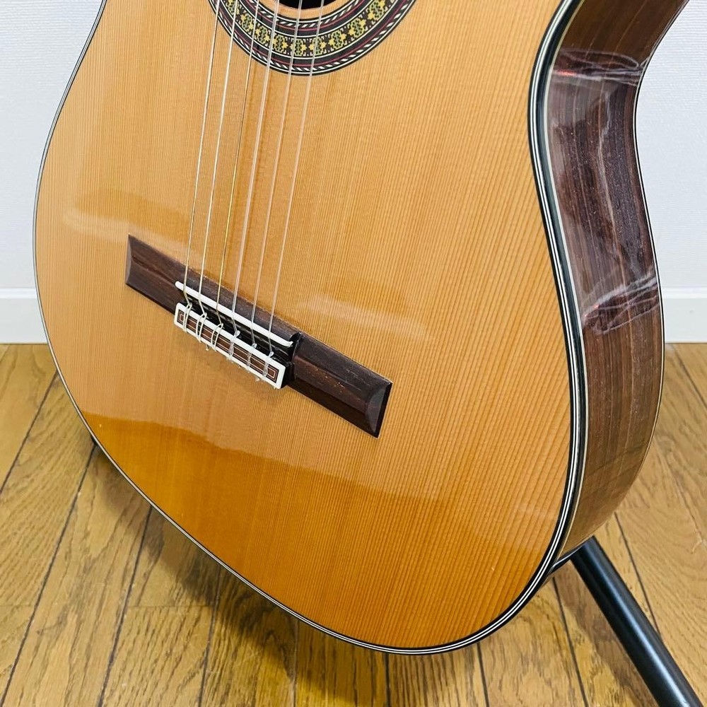 Ecole EL600 Classical Guitar With Strings, No Accessories