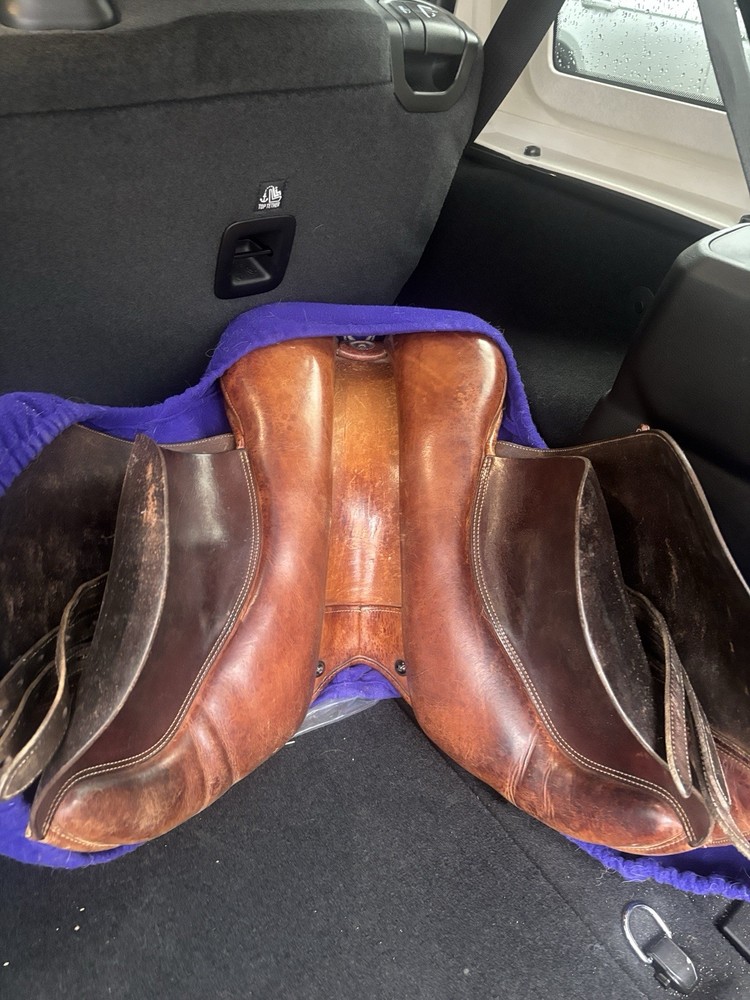 Bates Jumping Saddle CAIR Panel System Brown 16/16.5 in