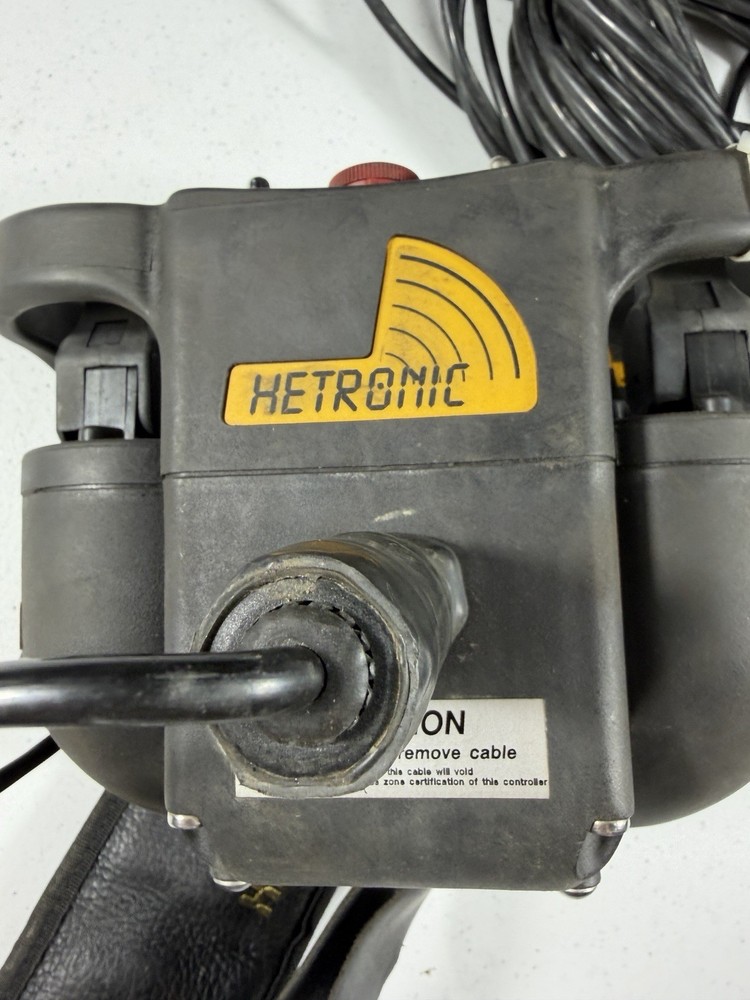 Hetronic NOVA L-4L Crane Remote Control Transmitter Belly Box w/ Cable