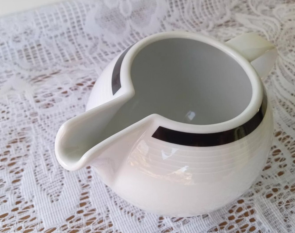 Vintage STUDIO NOVA Y0131 Cafe Classics Black Small Creamer Dish Replacement