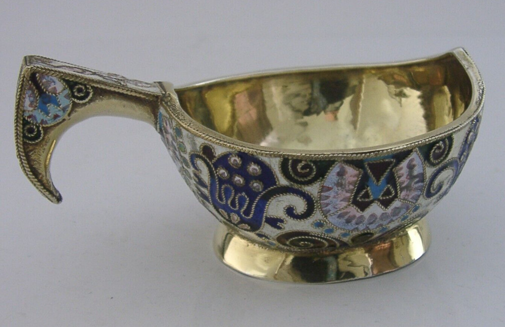 BEAUTIFUL RUSSIAN 84 SOLID SILVER GILT ENAMEL KOVSH CUP