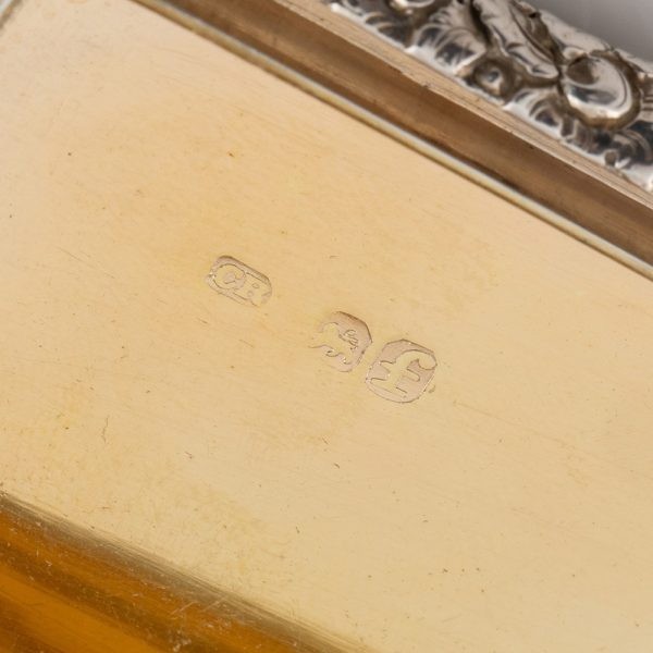 Sterling Silver Snuff Box with Parcel Gilt Interior 1821