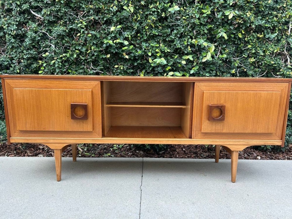Mid Century Modern Teak Credenza/Sideboard
