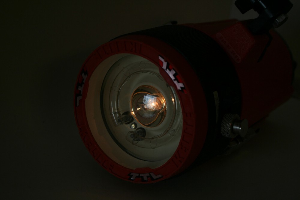 IKELITE UNDERWATER PHOTOGRAPHY SUBSTROBE 100