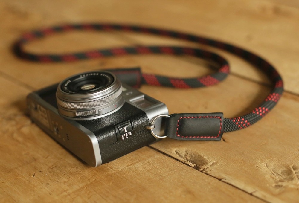 9mm Climbing Rope Camera Strap — Black And Red
