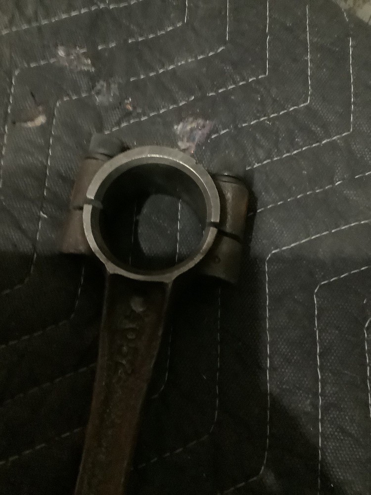 Cummins Connecting Rod 4052