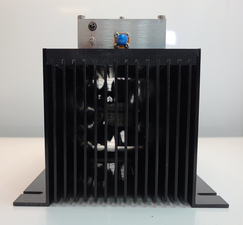 Mini-Circuits LZY-2+ RF Amplifier 500-100MHz