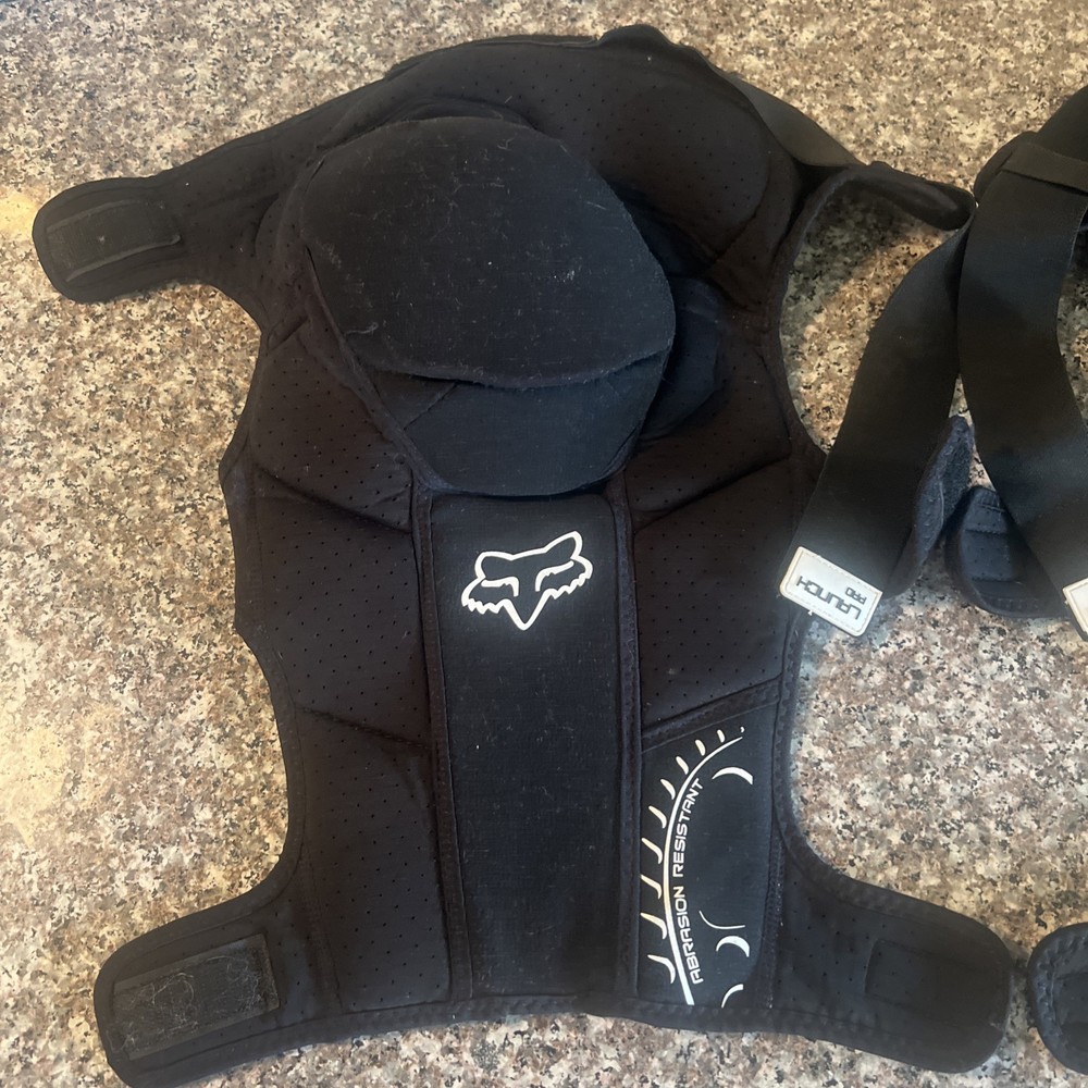 FOX Launch Pro Knee Pads sz S/M lightly used