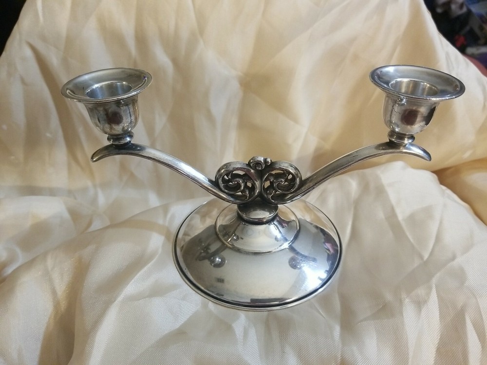 WM A Rogers Vtg Silverplate Double Candlestick Holder