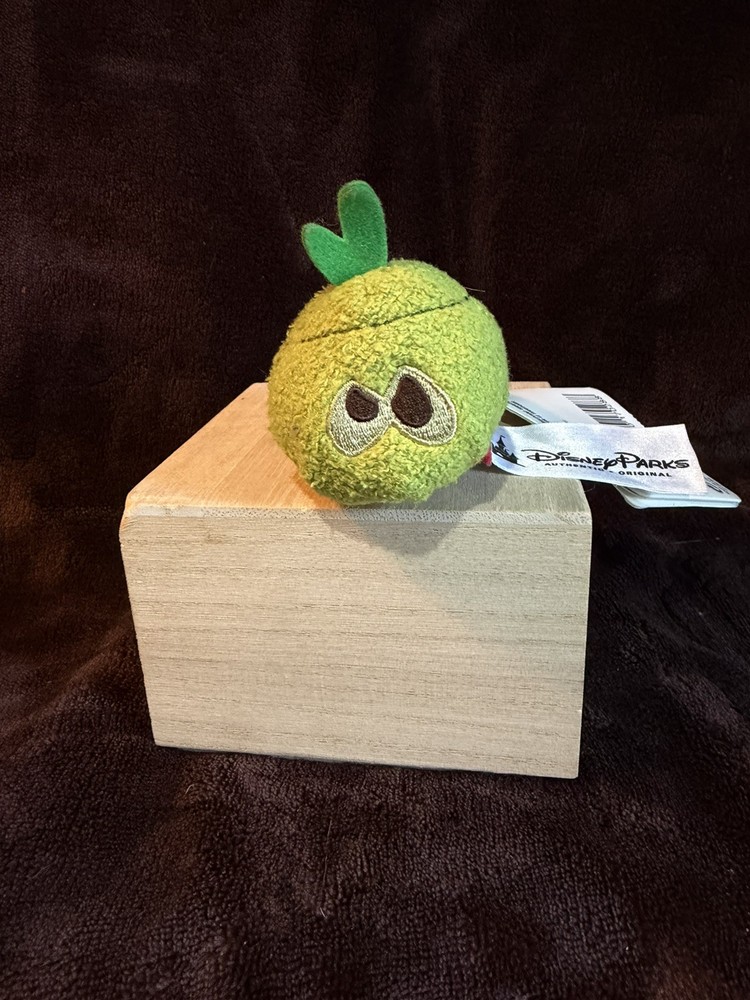 Disney Parks Tsum Tsum - Kakamura - Moana - NWT - 2016 - Mini Plush
