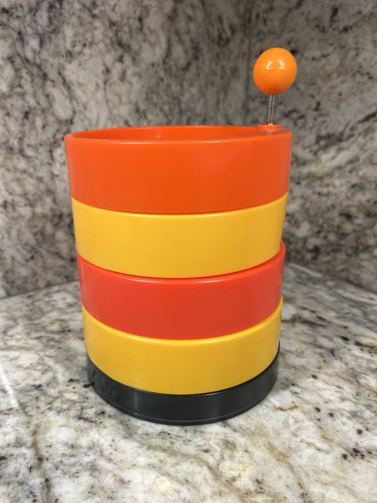 Vintage Step-Eze Snack Serving Set