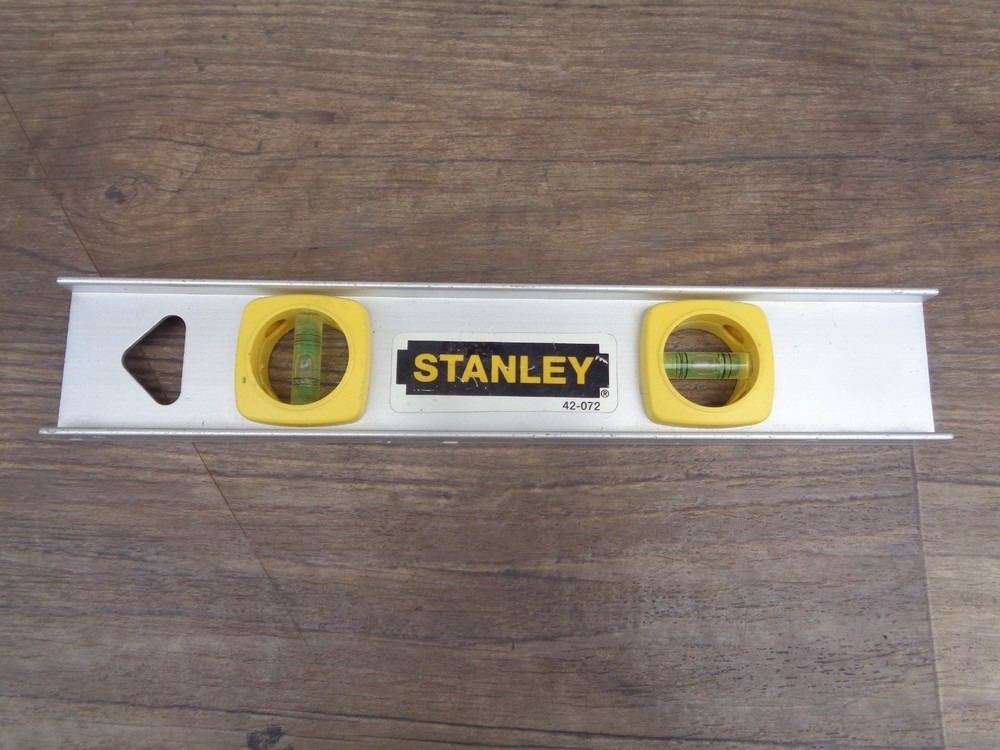 Stanley 12 Inch Aluminum Beam Level