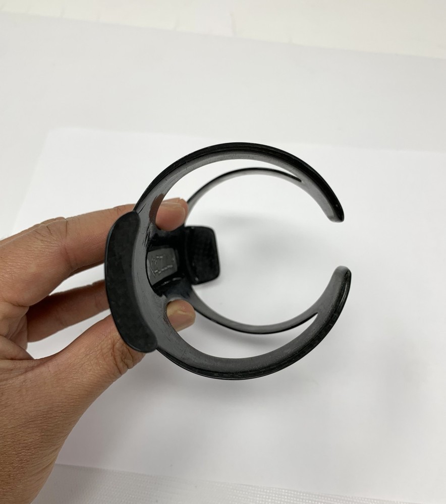 Arundel Carbon Bottle Cage