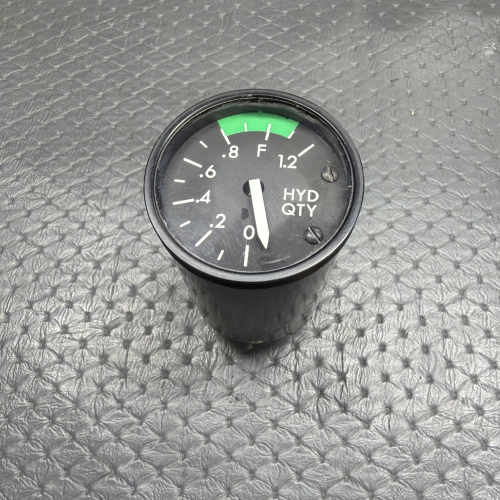 PN: BOEING S271U121-8 Hydraulic Quantity Indicator 61349