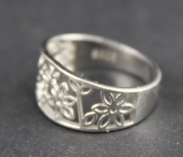 size 5 sterling silver ring .925 daisy flower