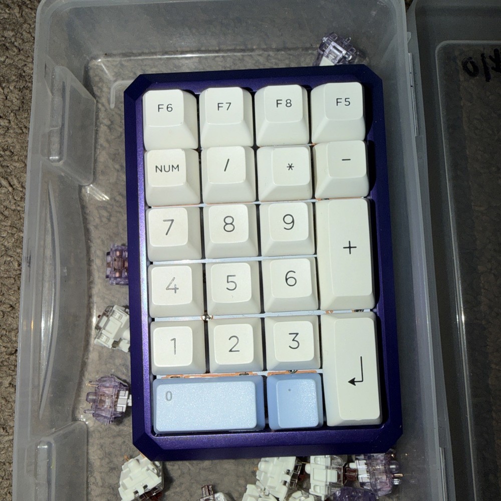 skyloon number pad Purple Custom