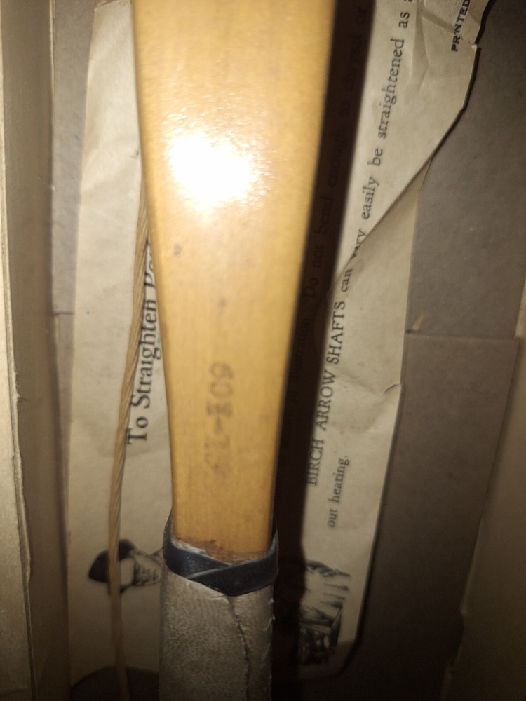 vintage ben pearson long bow archery set with original box