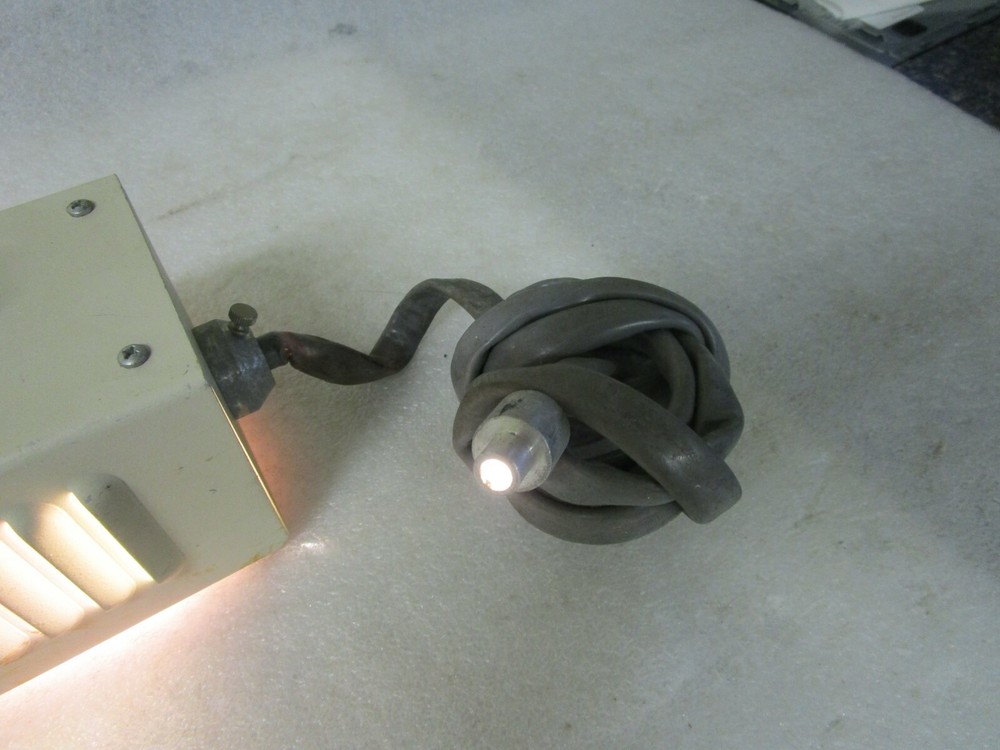 Lights by Oryan Fiber Optic Light Source LS-2000