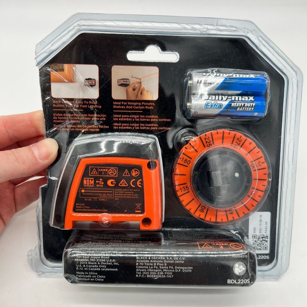 NEW Black+Decker BLD220S 360° Rotating Wall Attachment Project Laser Level