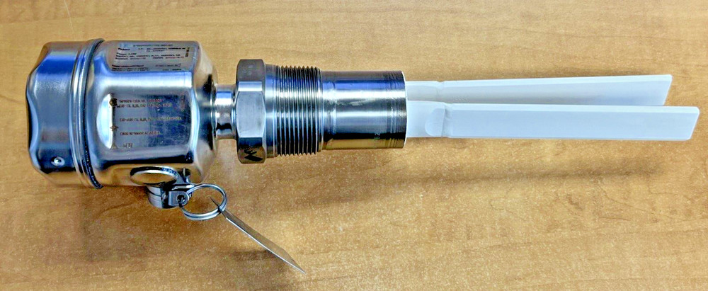 Endress + Hauser FTM50-DGJAA4A73AA Vibronic Point Level Detection Soliphant