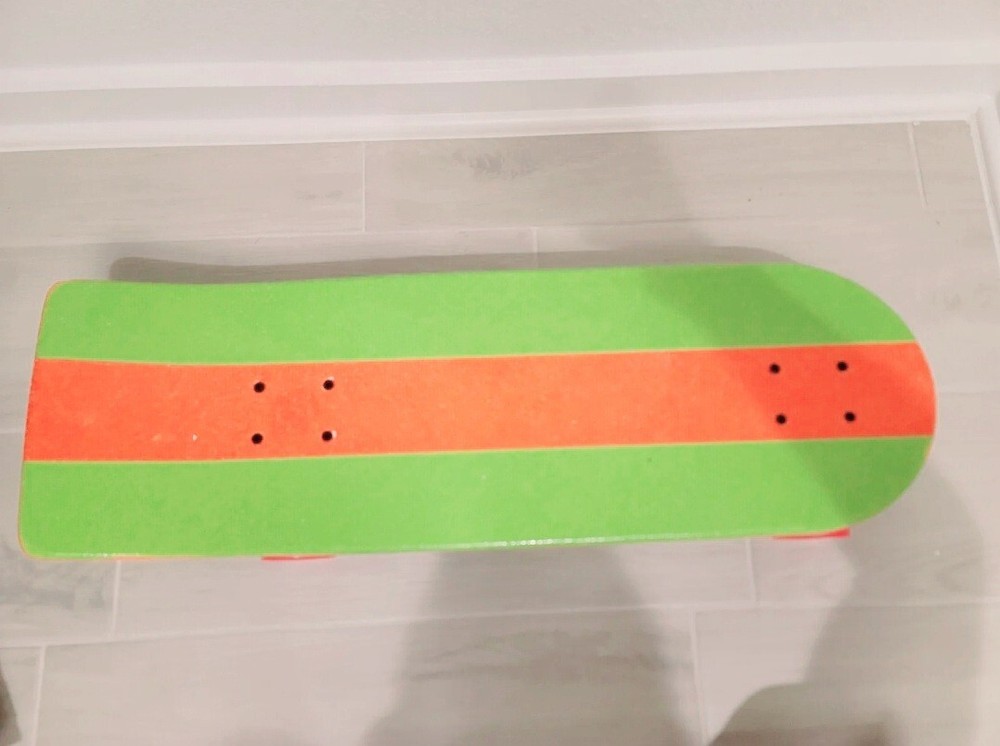 Santa Cruz Bart Simpsons Skateboard 2012 Limited Edition