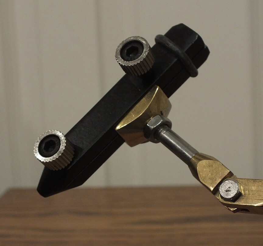 Fly Tying Vise Multi-Directional Rotating