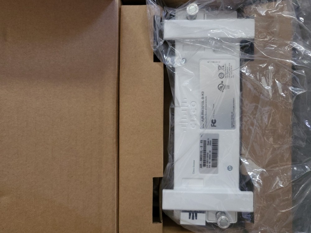 CISCO AIR-RM3010L-B-K9 Hyperlocation Module with Advance Security; Reg. Domain -