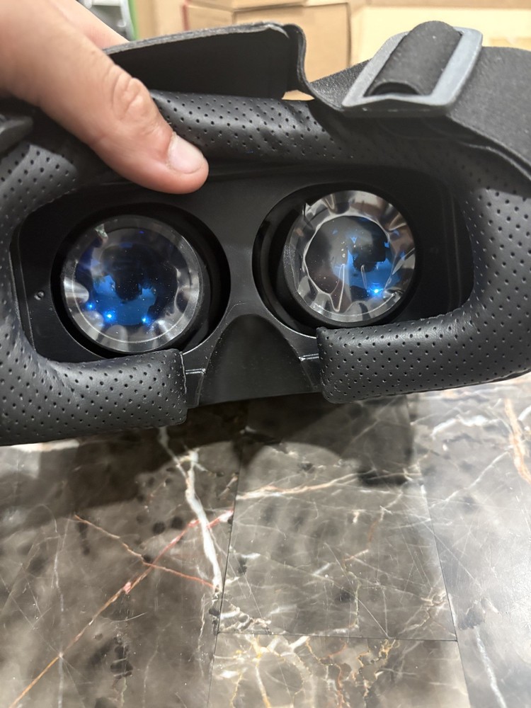 VR Park Virtual Reality Glasses Only...No Bluetooth Remote