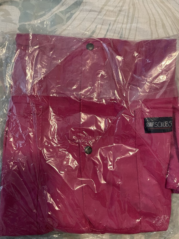 Kids RMF Scrubs Set Size 3 NWT