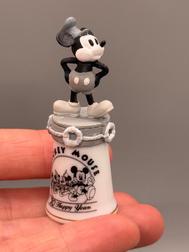 THIMBLE Disney Mickey Mouse 70th Anniversary Happy Years Thimble