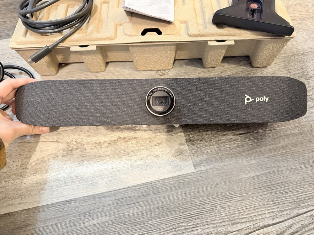 Poly Studio P15 Personal Video Bar Premium 4K Webcam Solution