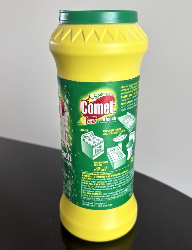 Comet Scratch Free Lemon Fresh Cleanser Yellow Plastic Shaker Container Used