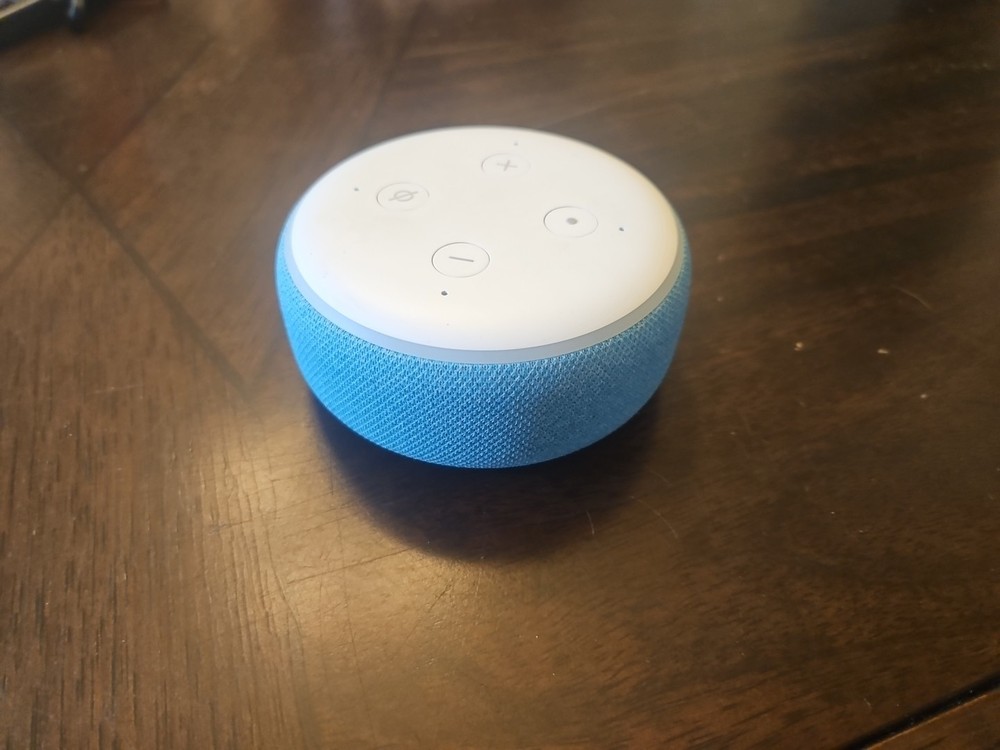 Amazon Echo Dot Kids Edition with Alexa Voice Control - Blue